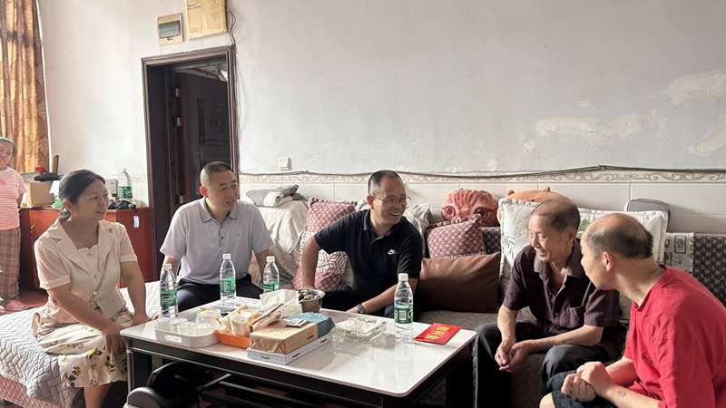 王小阳.jpg